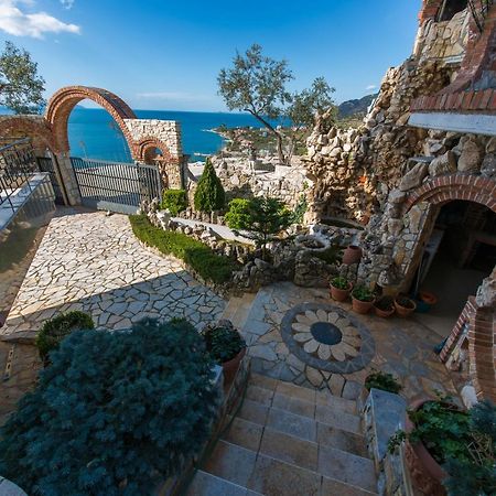 Hotel Artisti Avlonya Dış mekan fotoğraf