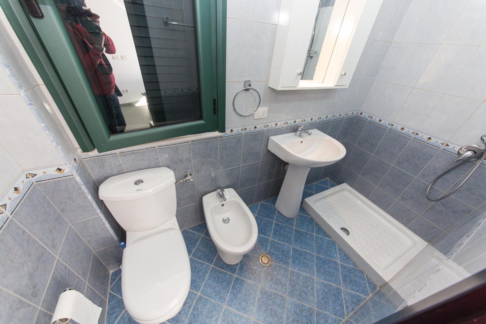 Hotel Artisti Avlonya Oda fotoğraf