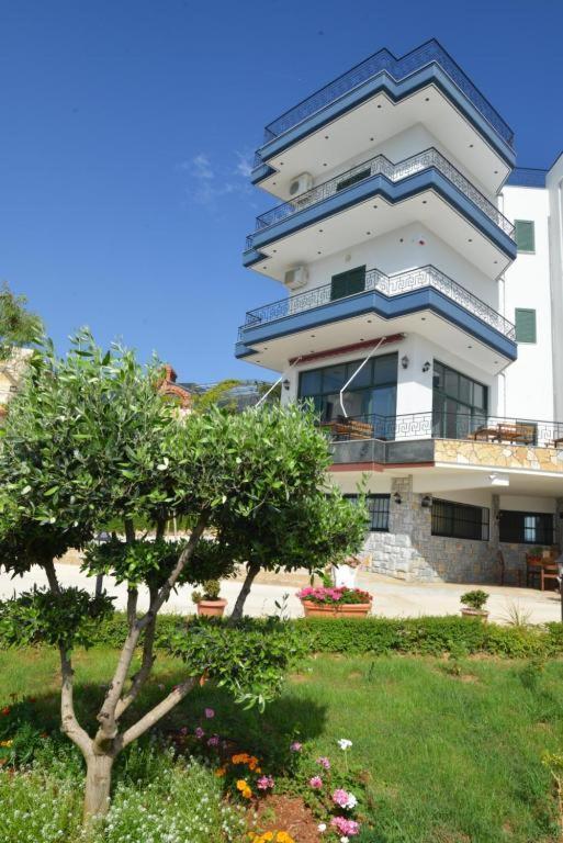 Hotel Artisti Avlonya Dış mekan fotoğraf