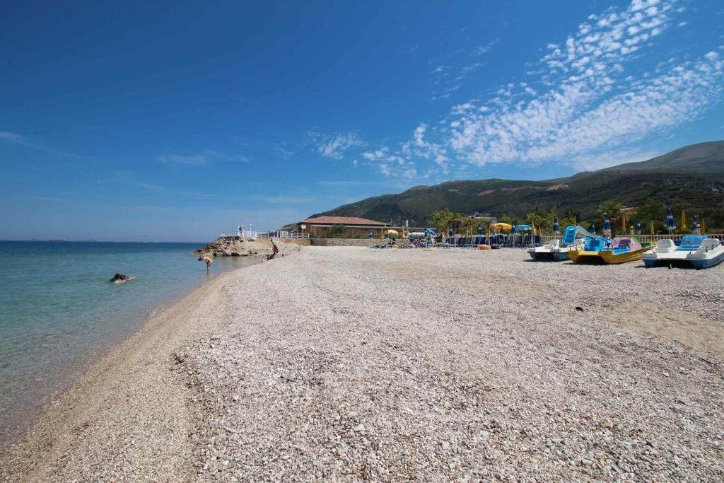 Hotel Artisti Avlonya Dış mekan fotoğraf