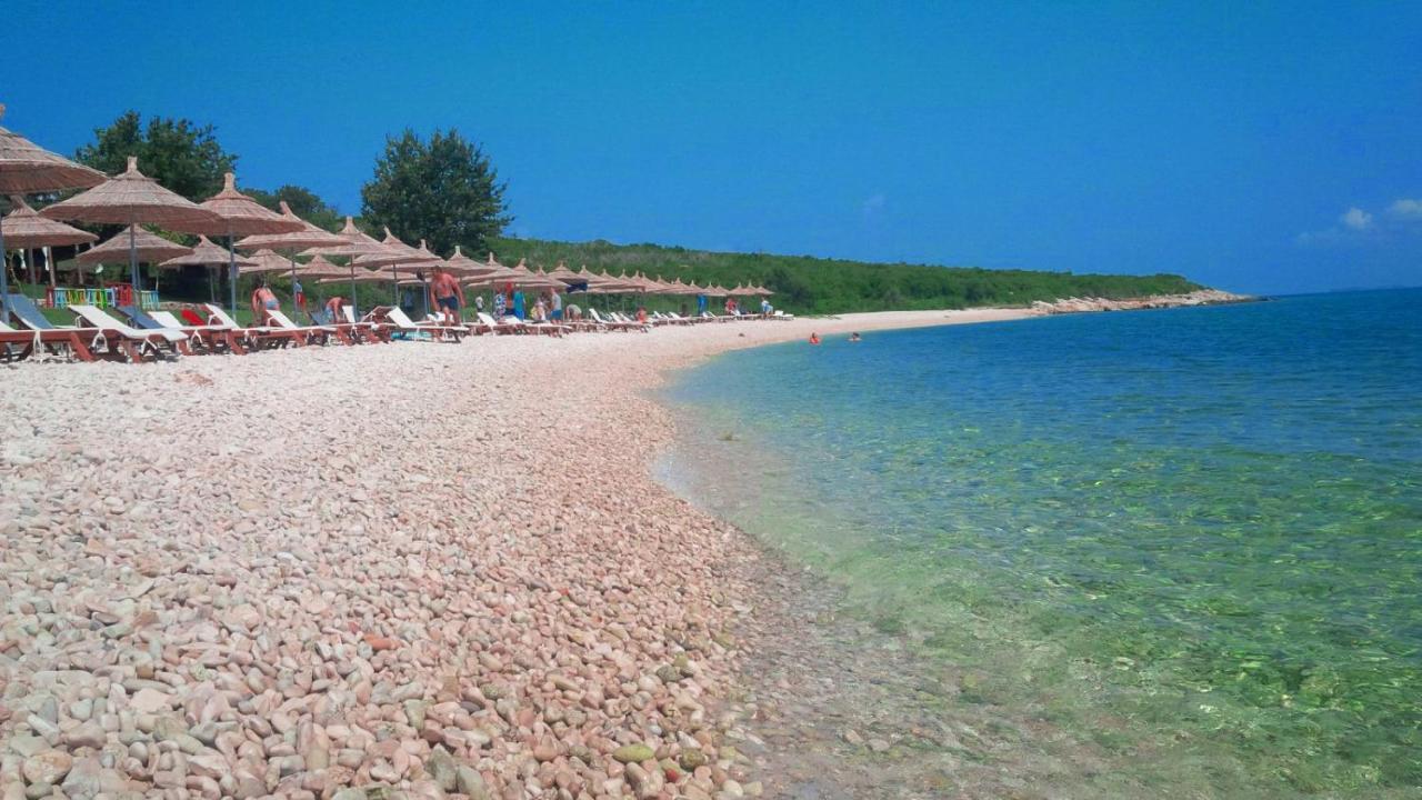 Hotel Artisti Avlonya Dış mekan fotoğraf