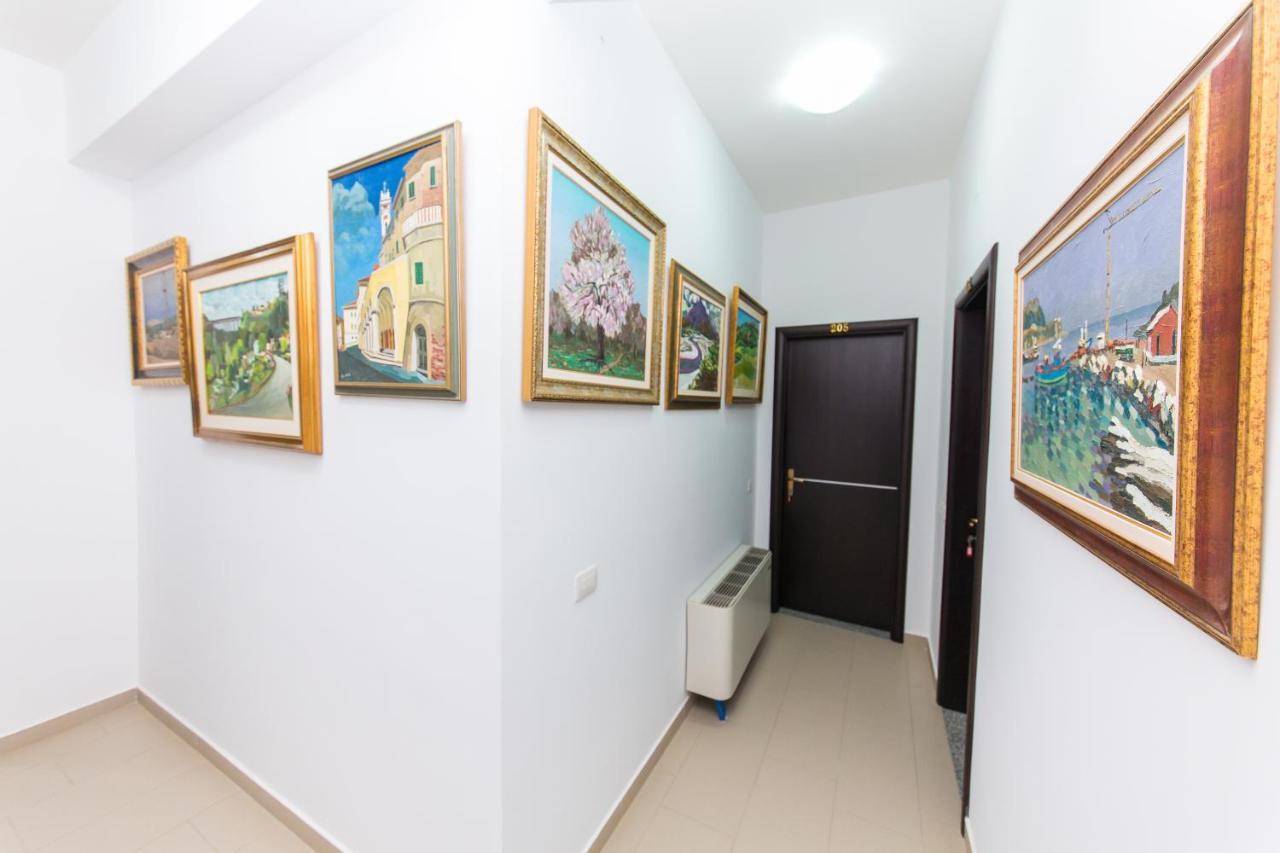Hotel Artisti Avlonya Dış mekan fotoğraf