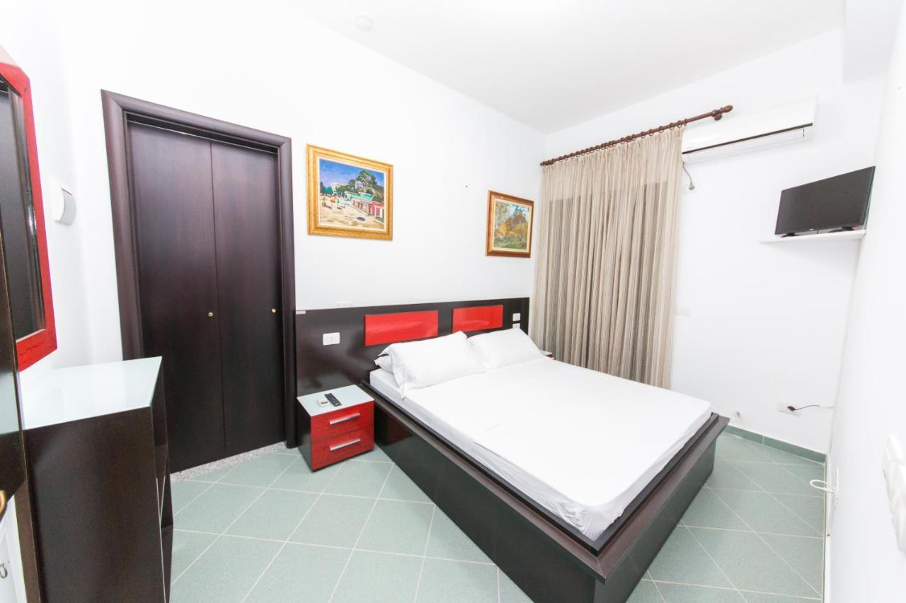 Hotel Artisti Avlonya Dış mekan fotoğraf